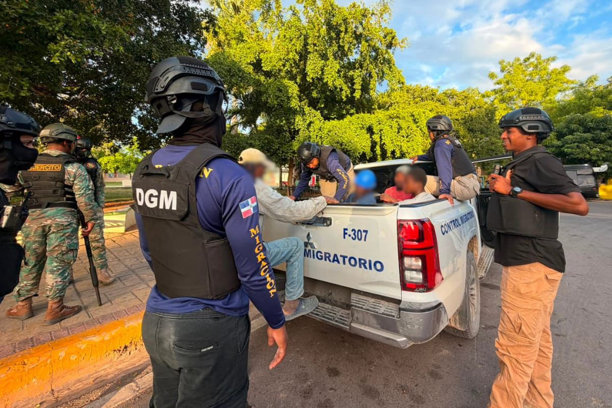 DGM reporta más de 2,000 indocumentados detenidos y 1,350 deportados