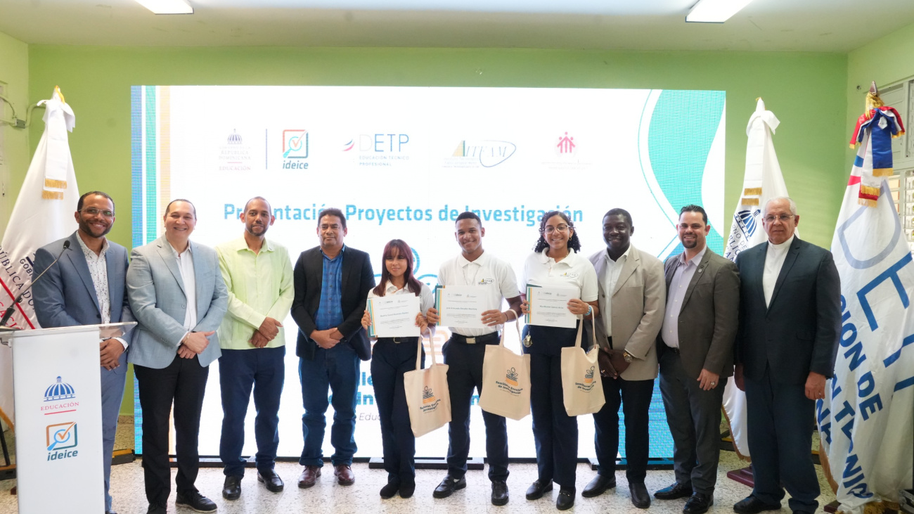 Minerd e Ideice presentan avances de semilleros de investigación en escuelas
