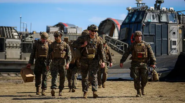Ejército de EE.UU. despliega tropas desde Puerto Rico en medio de tensión con Cuba