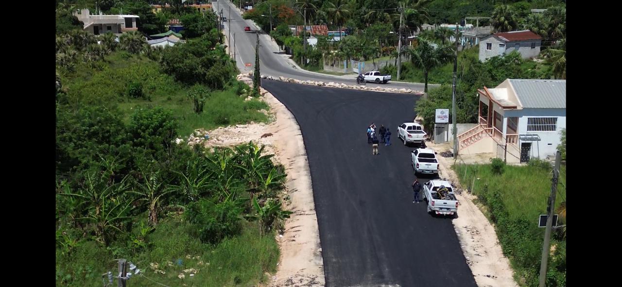 Desvío de La Ceiba entra en fase final de asfaltado tras más de 20 años de espera