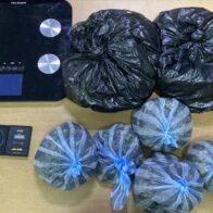 Allanamiento deja dos detenidos decomiso de drogas y contrabando de cigarrillos en Santiago