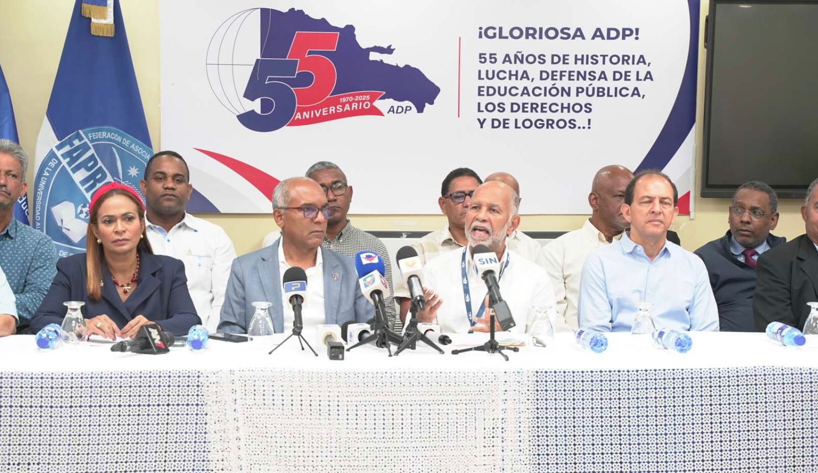 ADP, FAPROUASD y otras entidades convocan seminario nacional sobre reforma educativa