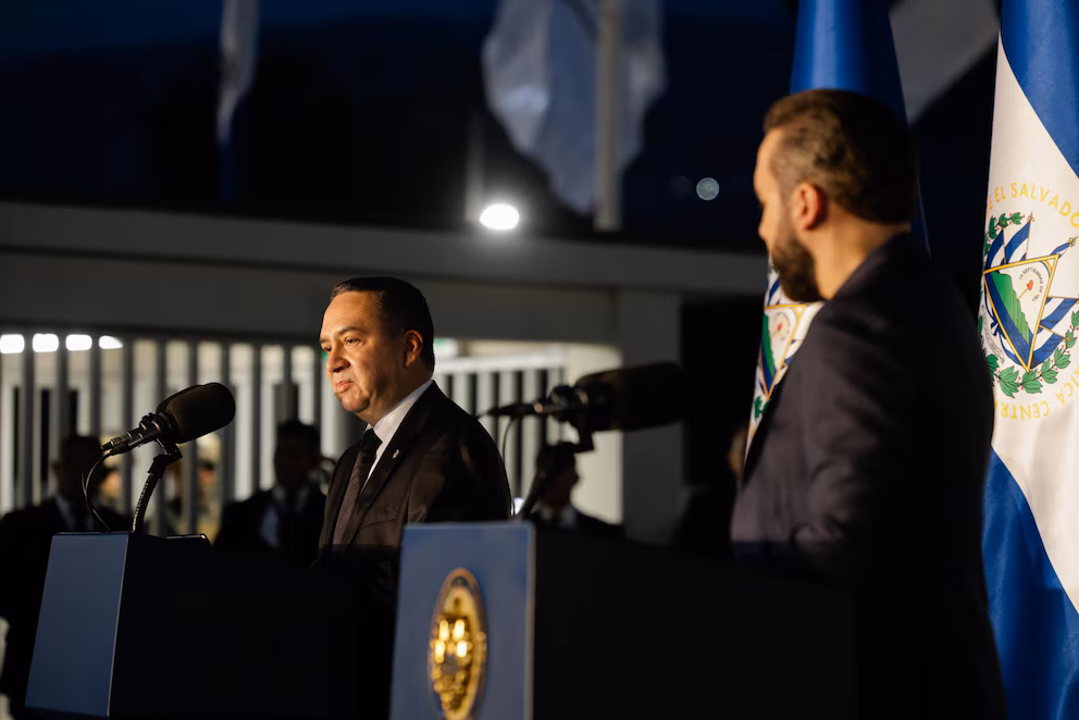 Bukele inaugura nueva sede de la Fiscalía: “El objetivo es convertir a El Salvador en un país de mayor ley y orden”