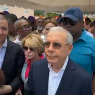 Danilo Medina asegura que el PLD “compite por el primer lugar” y afirma que “la gente se ha dado cuenta de que se vivía mejor”
