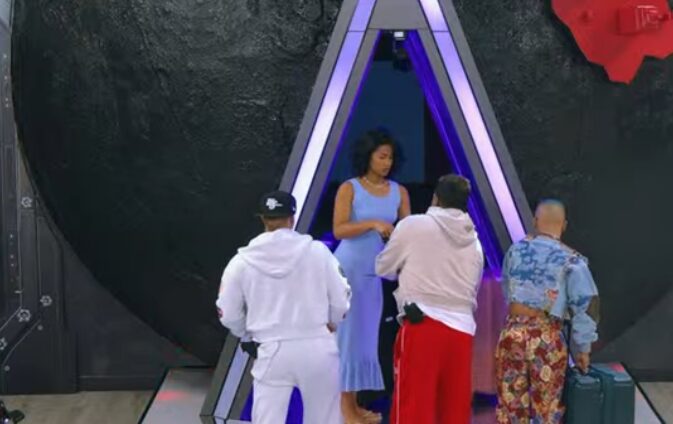 Karla Álvarez “La Mana” abandona la competencia de Planeta Alofoke
