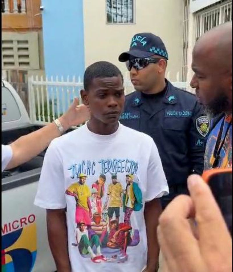 Se entrega "Negro Malo" uno de los presuntos agresores de conductor del TRAE en Santo Domingo Oeste