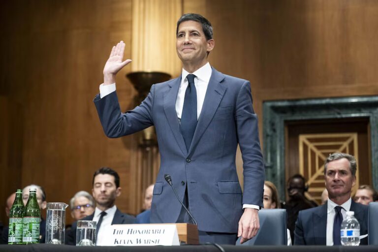 El Senado de Estados Unidos confirmó a Kevin Warsh como nuevo gobernador de la Reserva Federal