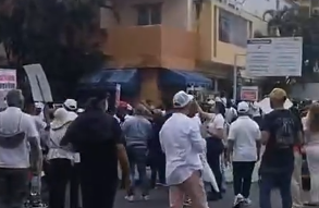 Hombre se desmaya durante marcha del Movimiento Justicia Jet Set en Ciudad Nueva