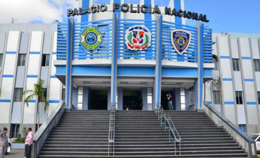 Cuatro presuntos delincuentes mueren en enfrentamiento con la Policía en Santo Domingo Este
