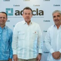 MIVHED presenta en La Altagracia avances para modernizar proceso de permisología en construcción