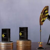 El petróleo de Texas baja a 103 dólares el barril tras la nueva amenaza de Trump a Irán