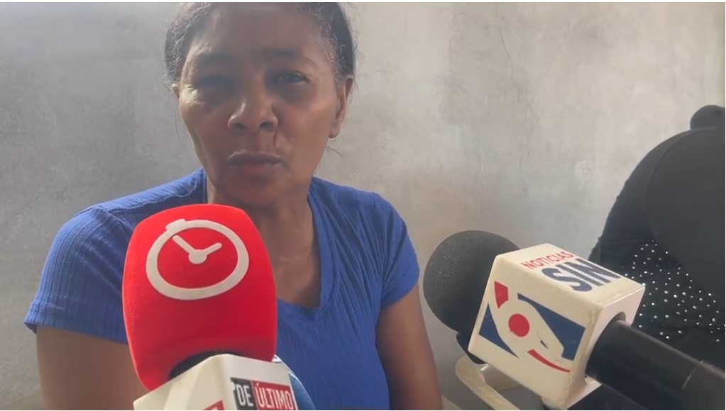 “No mataron una perra, mataron una madre”: madre clama justicia por su hija asesinada a tiros en Santiago