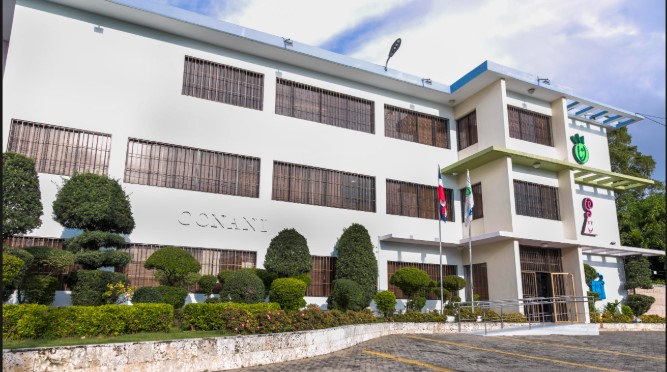 Conani afirma que hogar de paso donde murió adolescente contaba con supervisión y personal requerido