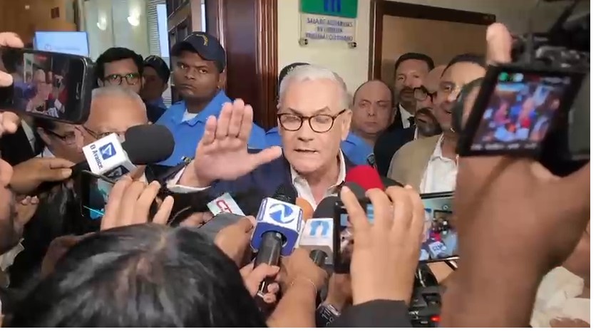 “Voy por todo”: Gonzalo Castillo reafirma aspiraciones presidenciales para 2028