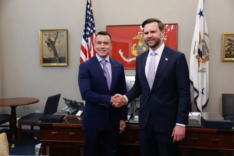 Daniel Noboa defiende con JD Vance la alianza de Ecuador y EE.UU. contra el narcotráfico
