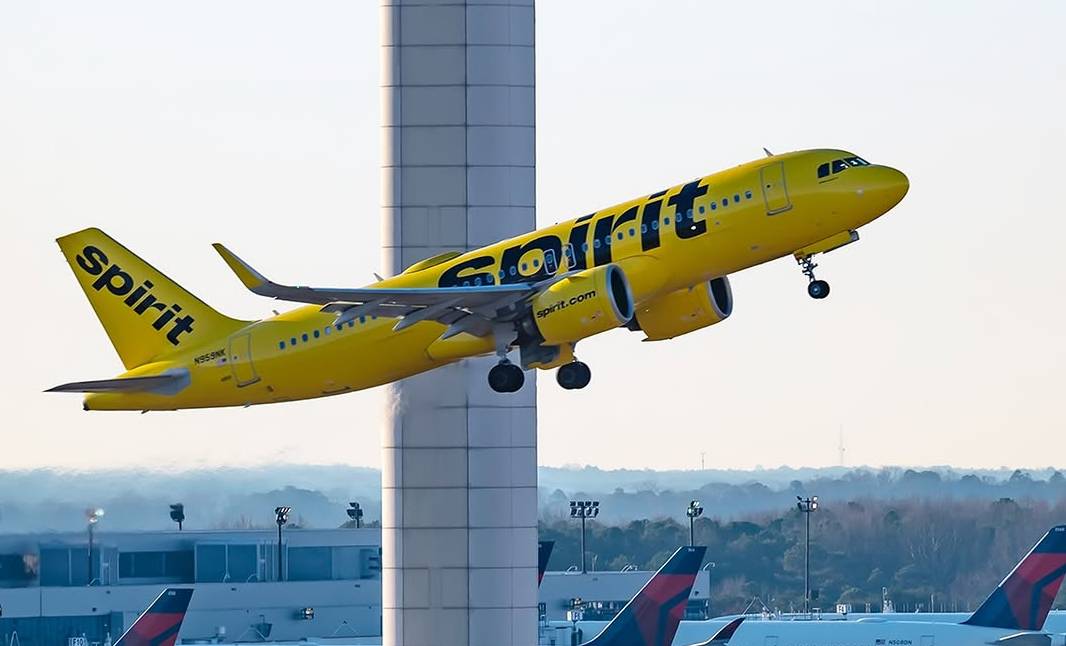 Aerodom urge a pasajeros de Spirit a buscar vuelos alternativos
