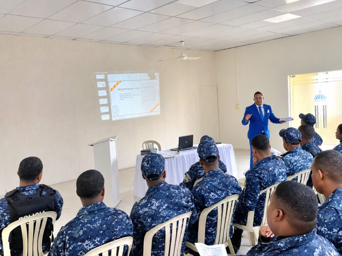 Ministerio Público realiza jornada de capacitación a Policías de Azua