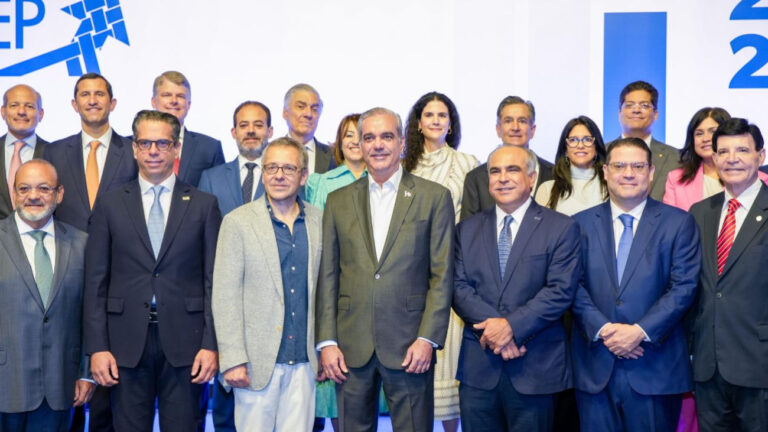 Inefi lleva utilería deportiva a 10 centros educativos de la frontera