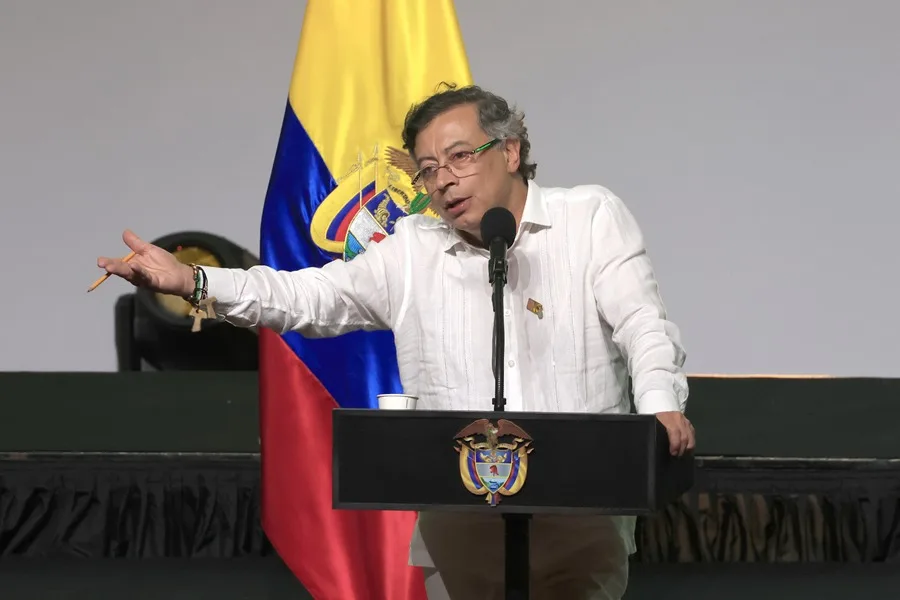Petro reivindica a la civilización amerindia tras las declaraciones de Díaz Ayuso sobre México