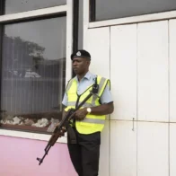 Guyana solicita a las Fuerzas Armadas mantener el "orden interno" para defender el Esequibo