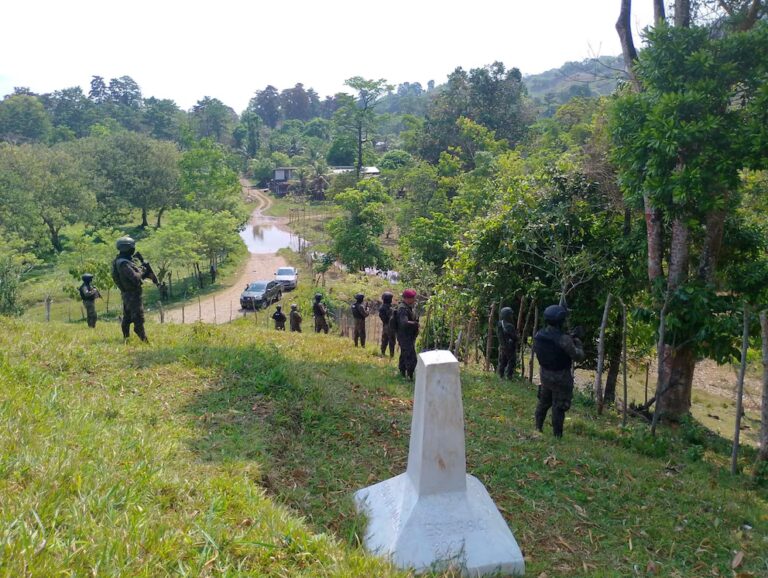Ejército de Guatemala refuerza seguridad en frontera con Honduras tras ola de violencia