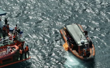Condenan a 3,5 años de cárcel al capitán del barco en el que murieron cuatro miembros de una familia española al naufragar en Indonesia