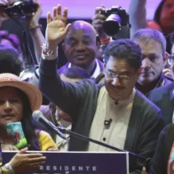El candidato Iván Cepeda dice que apunta a ganar en primera vuelta para «construir oportunidades» en Colombia