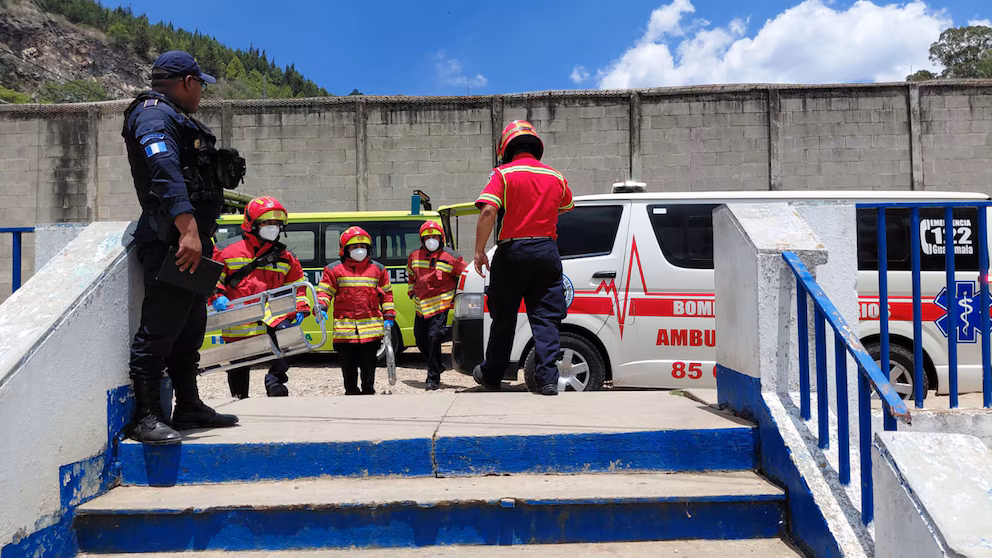 Guatemala: Motín en cárcel de mujeres Santa Teresa deja un saldo de 21 menores intoxicadas y varias internas heridas