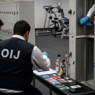 Forzaron 53 lockers y gastaron unos 55,100 USD con tarjetas robadas en Costa Rica