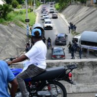 Comunitarios de Pedro Brand afectados por bombas lacrimógenas durante manifestación