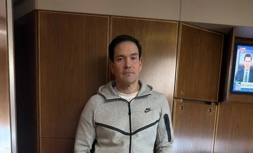 Marco Rubio aparece con la ropa deportiva que llevaba Nicolás Maduro durante su captura