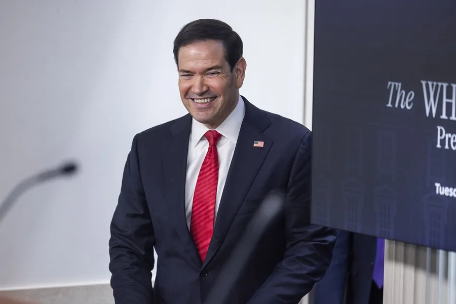Marco Rubio niega que haya un mensaje detrás de su foto con la misma ropa de Maduro: «Él me copió»
