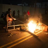 Newark impone toque de queda tras disturbios por protestas contra centro de detención de migrantes