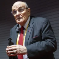 El exalcalde de Nueva York Rudy Giuliani está hospitalizado en condición crítica pero estable