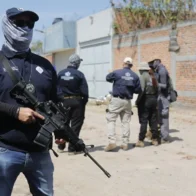 Colectivos de búsqueda en México hallan una fosa clandestina con 60 bolsas con restos humanos