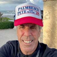 Un hombre de Florida parecido a Jeffrey Epstein busca ser alcalde de Palm Beach