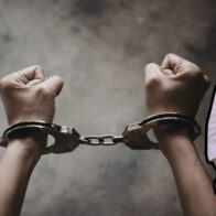 Arrestan gerente de Grupo Paceo en AILA por presunta estafa inmobiliaria al intentar salir del país