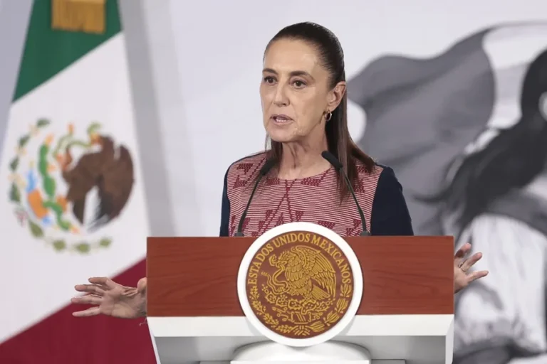 Sheinbaum dice que no hay imputaciones contra los funcionarios mexicanos citados por la Fiscalía