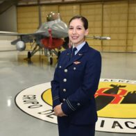 La Fuerza Aérea chilena graduó a su primera piloto de aviones F-16: “El cielo nunca fue el límite”