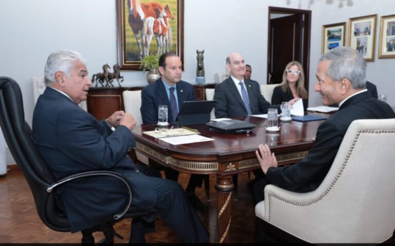 Panamá busca atraer la inversión de Singapur en los sectores de aviación, tecnología, energía y logística