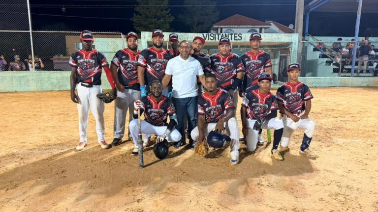 El diputado Jhon Contreras sigue firme con el deporte en la provincia de Monte Plata