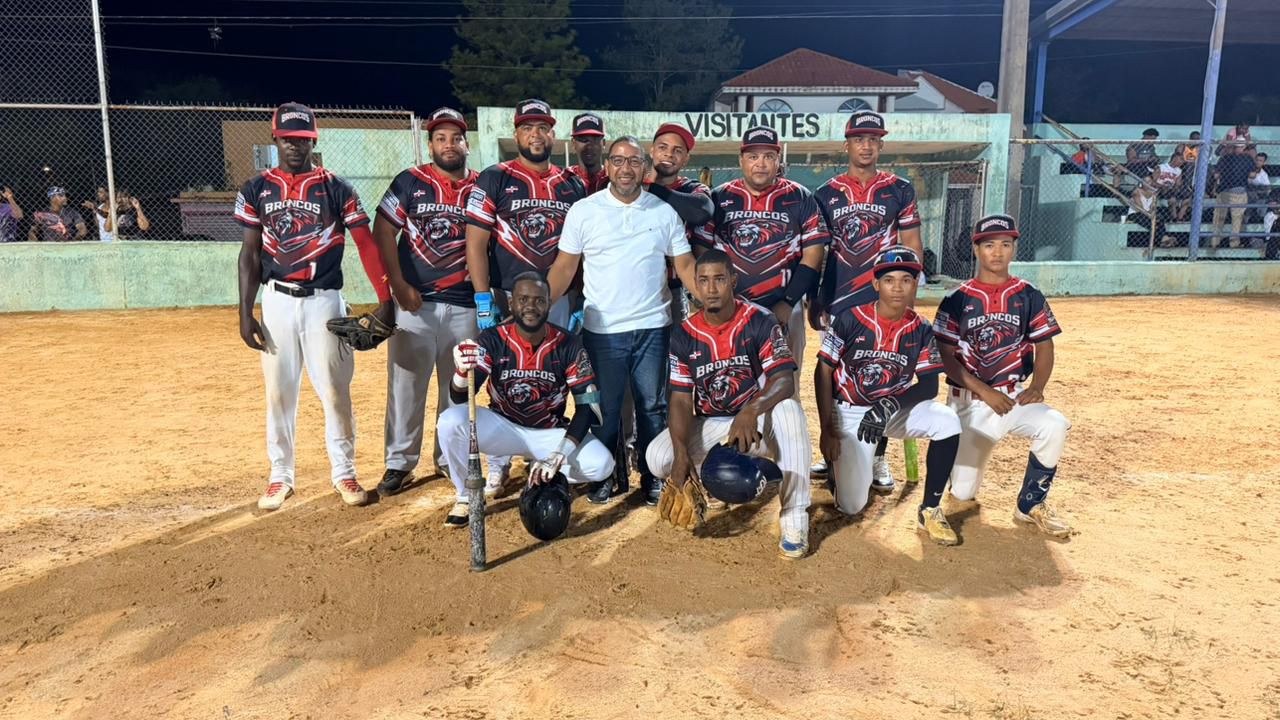 El diputado Jhon Contreras sigue firme con el deporte en la provincia de Monte Plata