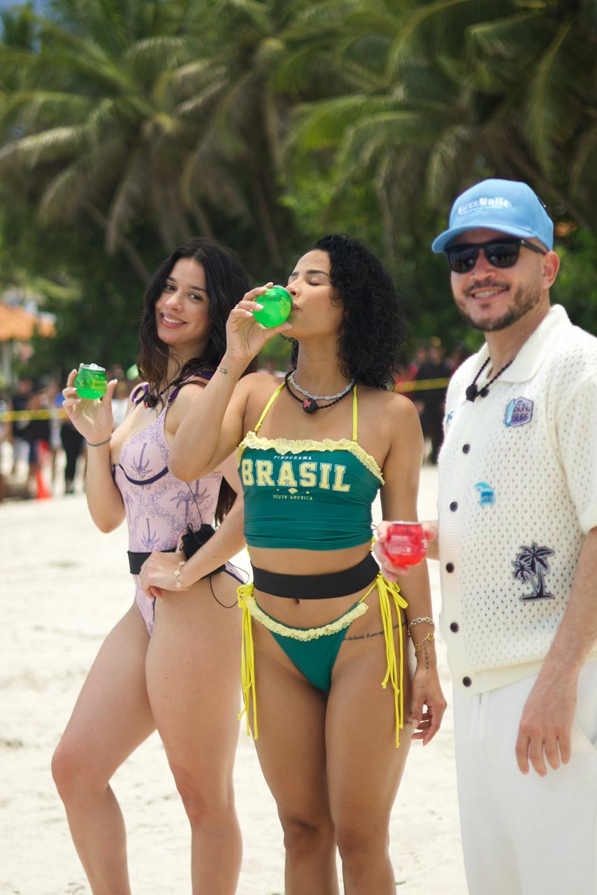 Planeta Alofoke y BuzzBallz llevan entretenimiento y dinámicas a Playa Guayacanes