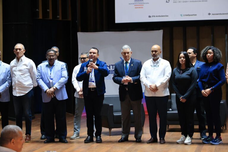 SNS presenta plan integral de salud para los Juegos Centroamericanos y del Caribe Santo Domingo 2026