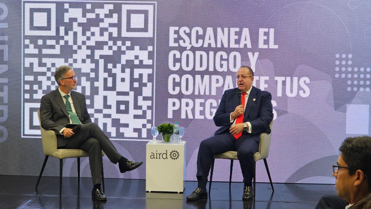 Gobierno prioriza manejo de crisis, pero mantiene abierta posibilidad de reforma fiscal