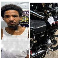 Policía apresa a “Jenki” y recupera motocicleta reportada como robada en Ensanche Ozama