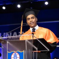 Yeuri Agramonte marca trayectoria ejemplar al graduarse con 4.0 en UNAPEC