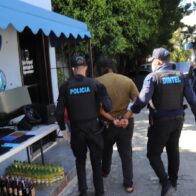 Policía y Ministerio Público apresan hombre acusado de estafa electrónica en Santo Domingo Oeste