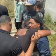 “Mami no me dejes”; entre gritos de dolor, sepultan víctima de feminicidio en Las Toronjas