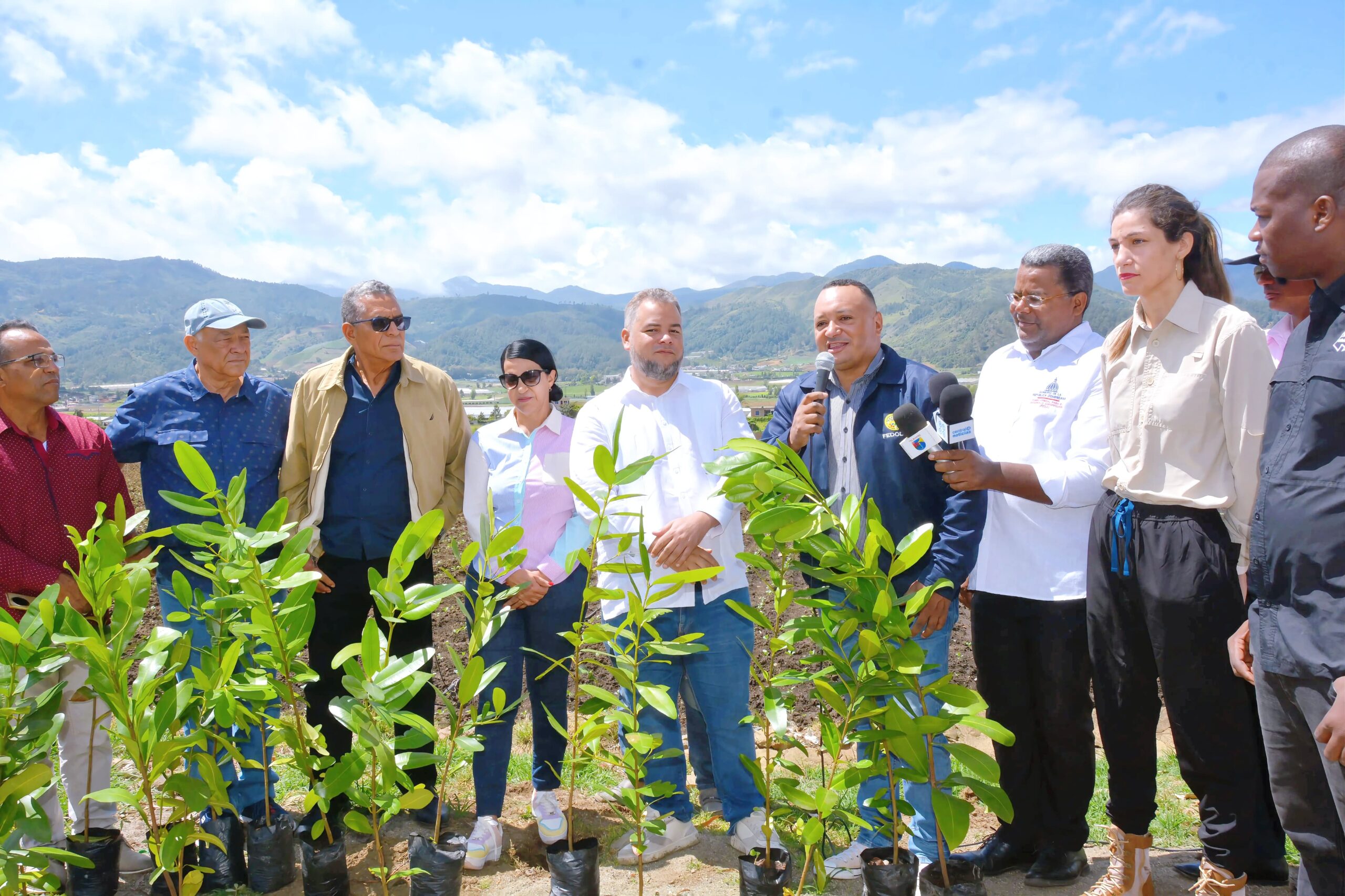 FEDA impulsa la diversificación agropecuaria en Constanza